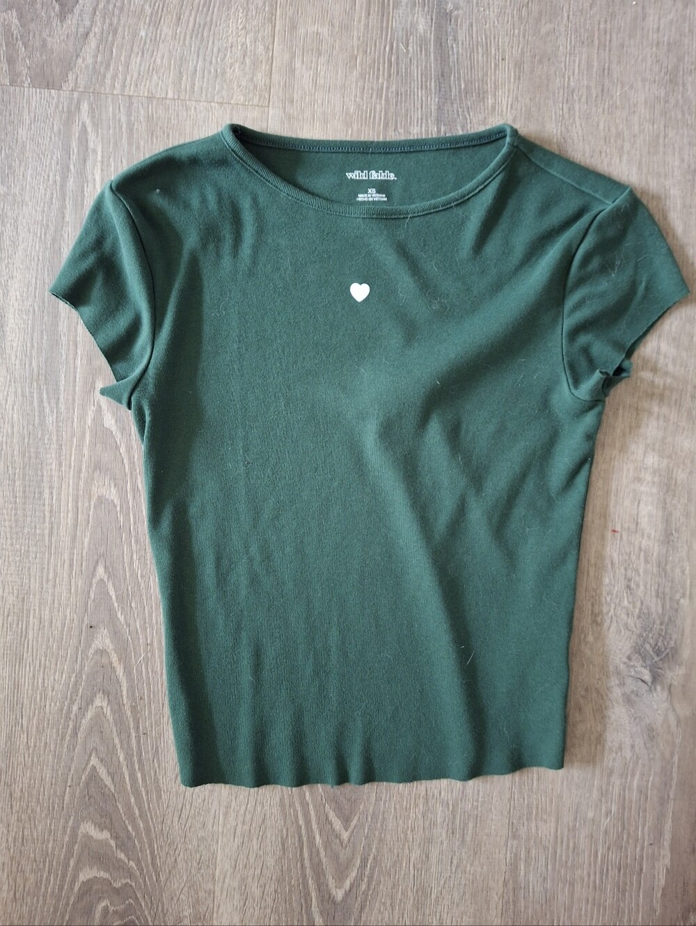 Wild Fable green heart top tee tshirt Size XS #heart #fable